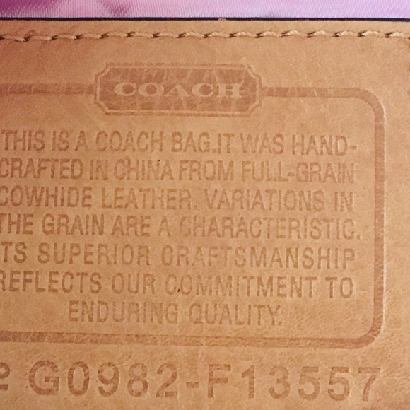 Coach Ivory leather Hobo bag - Picture 14 of 14